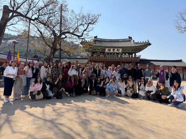 KDI School Students’ Cultural Immersion in Suwon