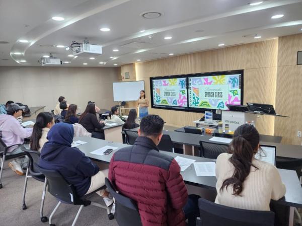 Languages, Laughter, and Culture: LAC Forum Brings Spanish and Portuguese Classes to Campus