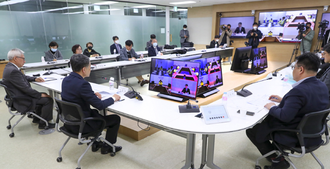 [뉴시스] 내주 생활방역 국민의견 수렴…
