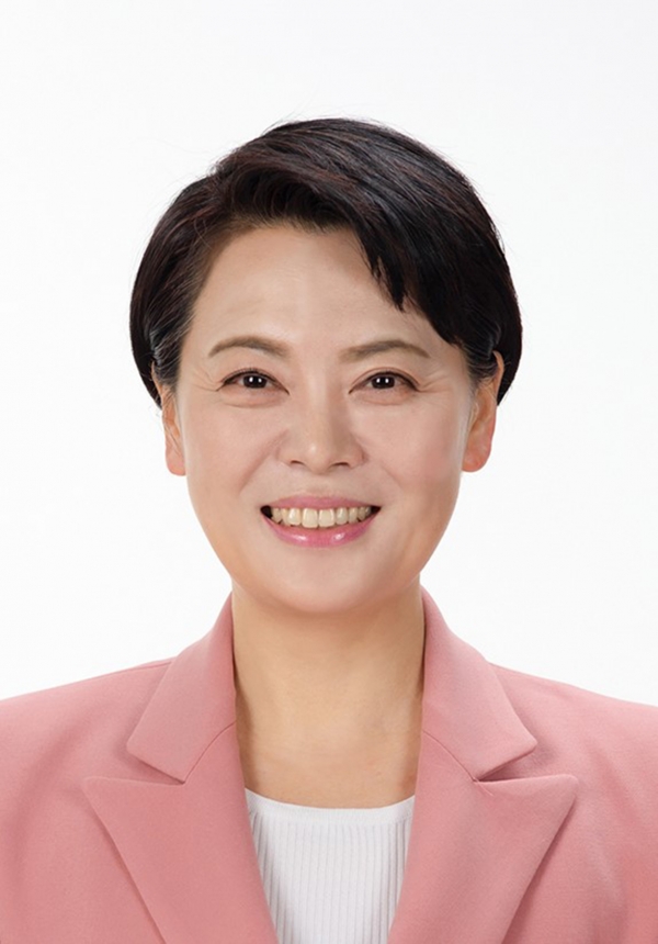 [매일경제] 홍성국·이용우·유경준·윤희숙 등 경제통 `금배지` : [보도기사] 윤희숙 교수