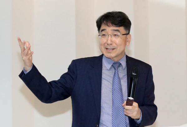 [전북도민일보] “‘포스트 코로나’로 가는 길, 정책적 과제 필요”  : [보도기사] 유종일 원장