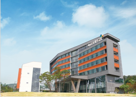 [가스신문] [에너지경제연구원] 34주년 기념 세미나 그린뉴딜, 경제위기와 기후위기 극복의 지렛대되어야 : [보도기사] 유종일 원장