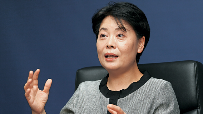 [문화일보] 윤희숙 