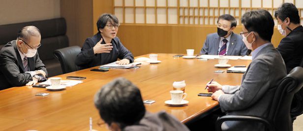 [조선일보] [조선일보 독자권익보호위원회 9월 정례회의] 김정은 위임 통치 근거 희박…국정원 報告 그대로 보도해선 안 돼 : [보도기사] 김준경 교수