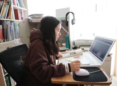 [중앙일보] [이주호의 퍼스펙티브] 한국이 선도적으로 AI 개인교사 메가프로젝트 추진하자 : [기고] 이주호 교수