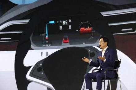 [중앙일보] 박용진·윤희숙·김종철…'86'과는 느낌 다른 70년대생 정치 : [보도기사] KDI대학원