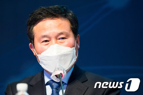 [뉴스1] [프로필] 조현래 문체부 종무실장...부드러운 리더십·도전정신 강점 : [보도기사] 조현래 동문