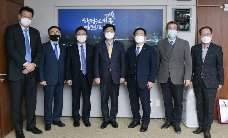 [스트레이트뉴스] 세종시-충북대 수의과대학 공동협력 강화 : [보도기사] KDI대학원