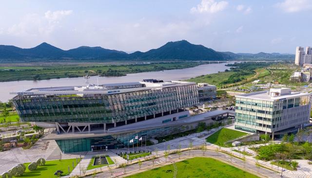 [한국일보] 세종시에 충북대 동물병원 6월 개원 : [보도기사] KDI대학원