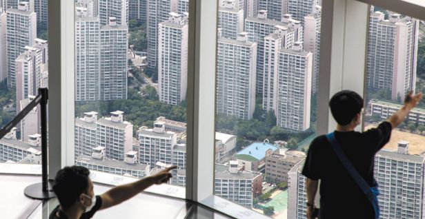 [조선일보] [조선일보 독자권익보호위원회 4월 정례회의] 고위 공무원들 재산 순위 따져 얼굴 사진 실으면 피의자같이 보여 : [보도기사] 김준경 교수