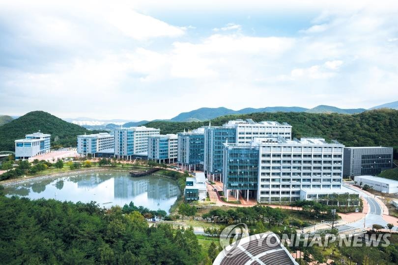 [연합뉴스] 지난해 공공기관 평균 연봉 6천932만원…1억원 넘는 기관 14곳 : [보도기사] KDI대학원