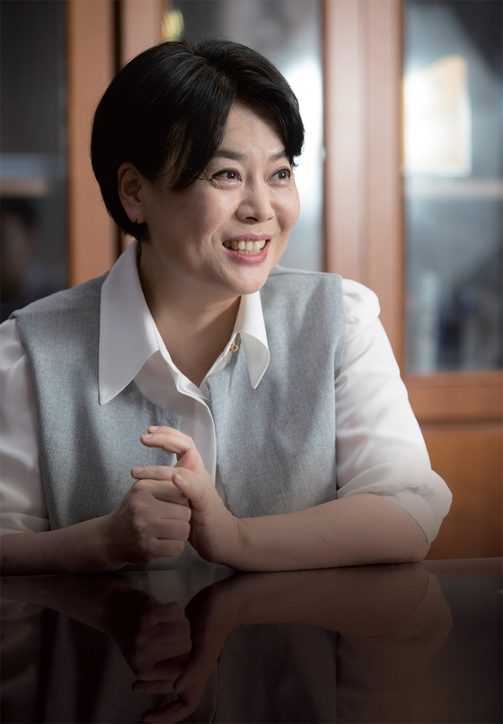 [월간중앙] [월간중앙] 윤희숙 국민의힘 의원이 말하는 '국가채무 1000조원시대'의 민낯 : [인터뷰] KDI대학원