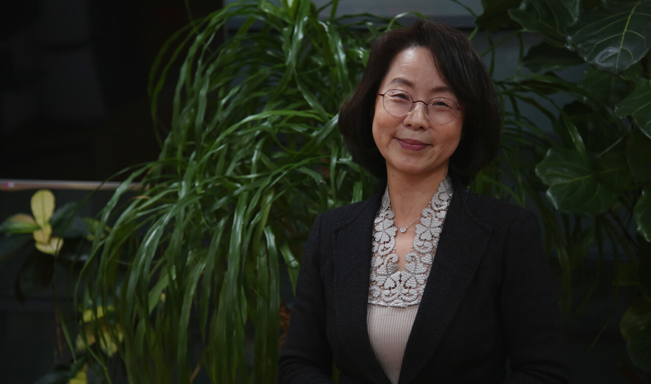 [팩트경제신문] [the 우먼] '사실은 야망을 가진 당신'…리더 되길 주저마라 : [인터뷰] 이은형 동문