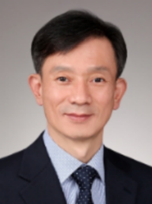 [한국금융] [프로필] 황정욱 저축은행중앙회 전무이사 : [보도기사] 황정욱 동문