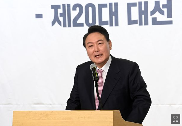 [조선비즈] [윤석열 시대] 경제학자들 “尹정부, 우크라 전쟁發 인플레 대응책부터 제시해야” : [보도기사] 박진 교수