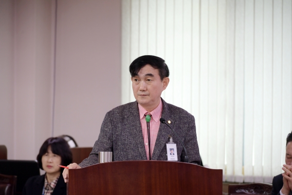 [디스커버리뉴스] 양평군의회 박현일의원,윤석열 대통령당선자 “팔당취수원 다변화”강력 건의 : [보도기사] KDI대학원