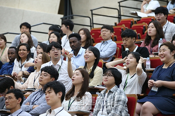 [법률저널] 5급 공무원 등 공공부문 관리자급 여성 증가...의사결정에 영향력 ↑: [보도기사] KDI대학원