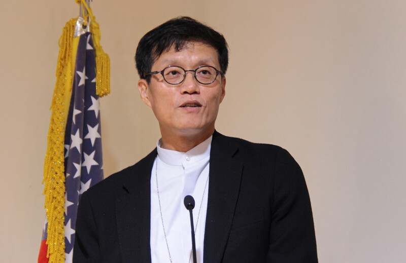 [한겨레] 학계·공직·IMF 등 두루 경험…“그만한 경제전문가 없다” 호평 : [보도기사] 조동철 교수, 등 [보도기사] 2건