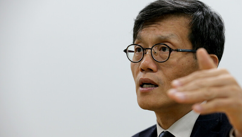 [한겨레] “물가 vs 경기 ‘균형’ 잡아야”…이창용 ‘금리 인상’ 속도에 쏠리는 눈 : [보도기사] 조동철 교수