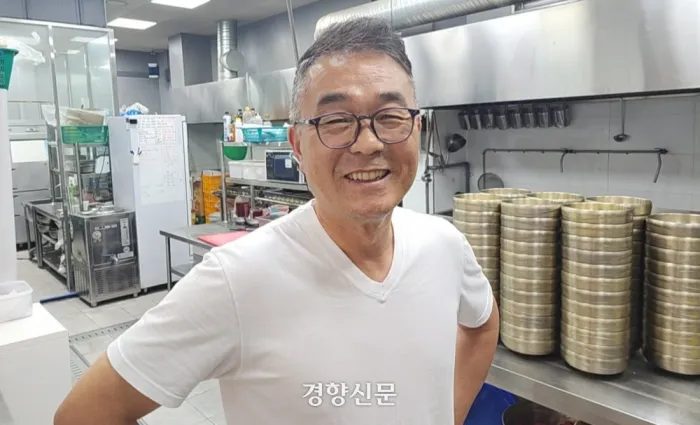 [경향신문] “절망의 나락서 날 구원한 건 배드뱅크”···어느 자영업자의 ‘빚과 빛 20년’ : [보도기사] 유종일 교수 [보도자료] 2건