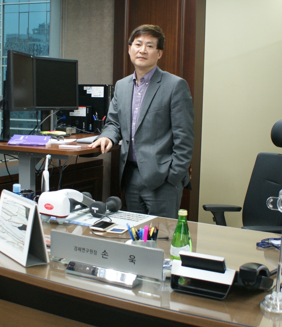 Interview with Executive Director Sohn Wook & Professor Choi Changyong