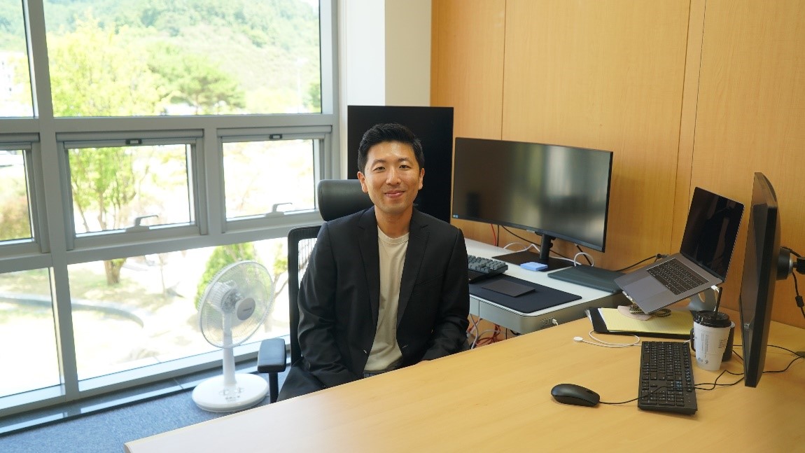 Get to Know the New Professor: Prof. Sungho David Park