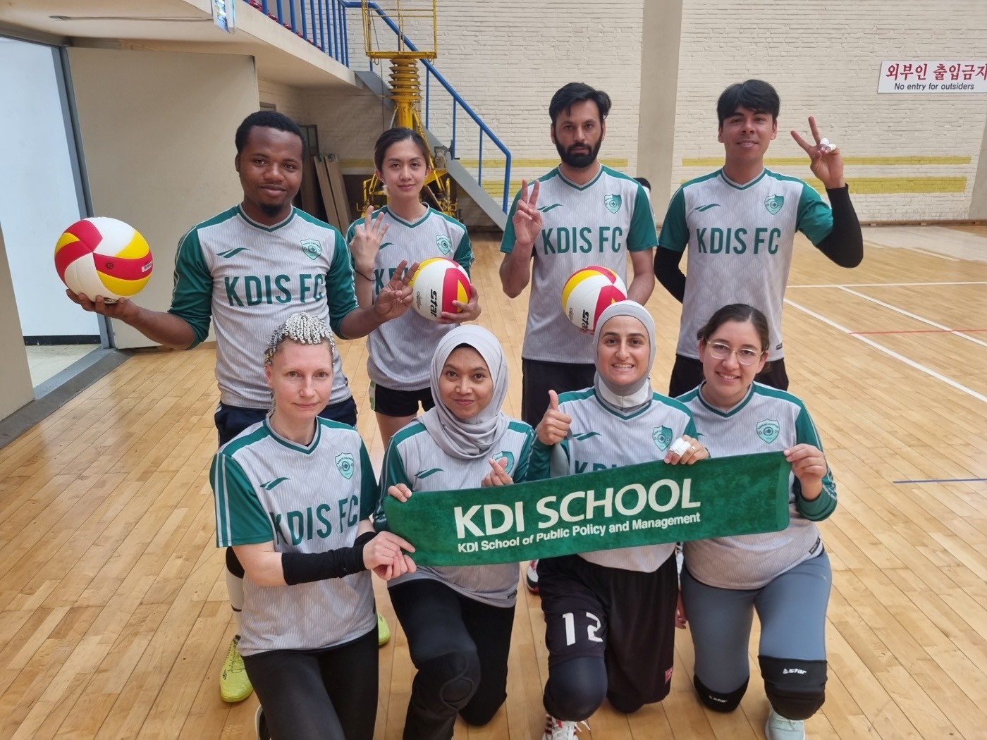 KDI School Tigers Volleyball Club Emerge as Winners at the Daejeon Annual Invitational Volleyball Competition